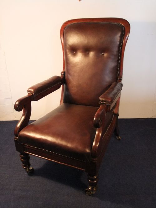 leather reclining arm chair