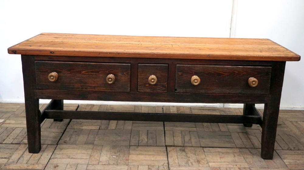 a good original country pine baseserving table