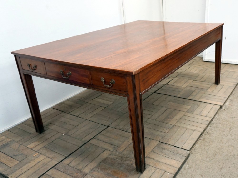 a good impressive mahogany table