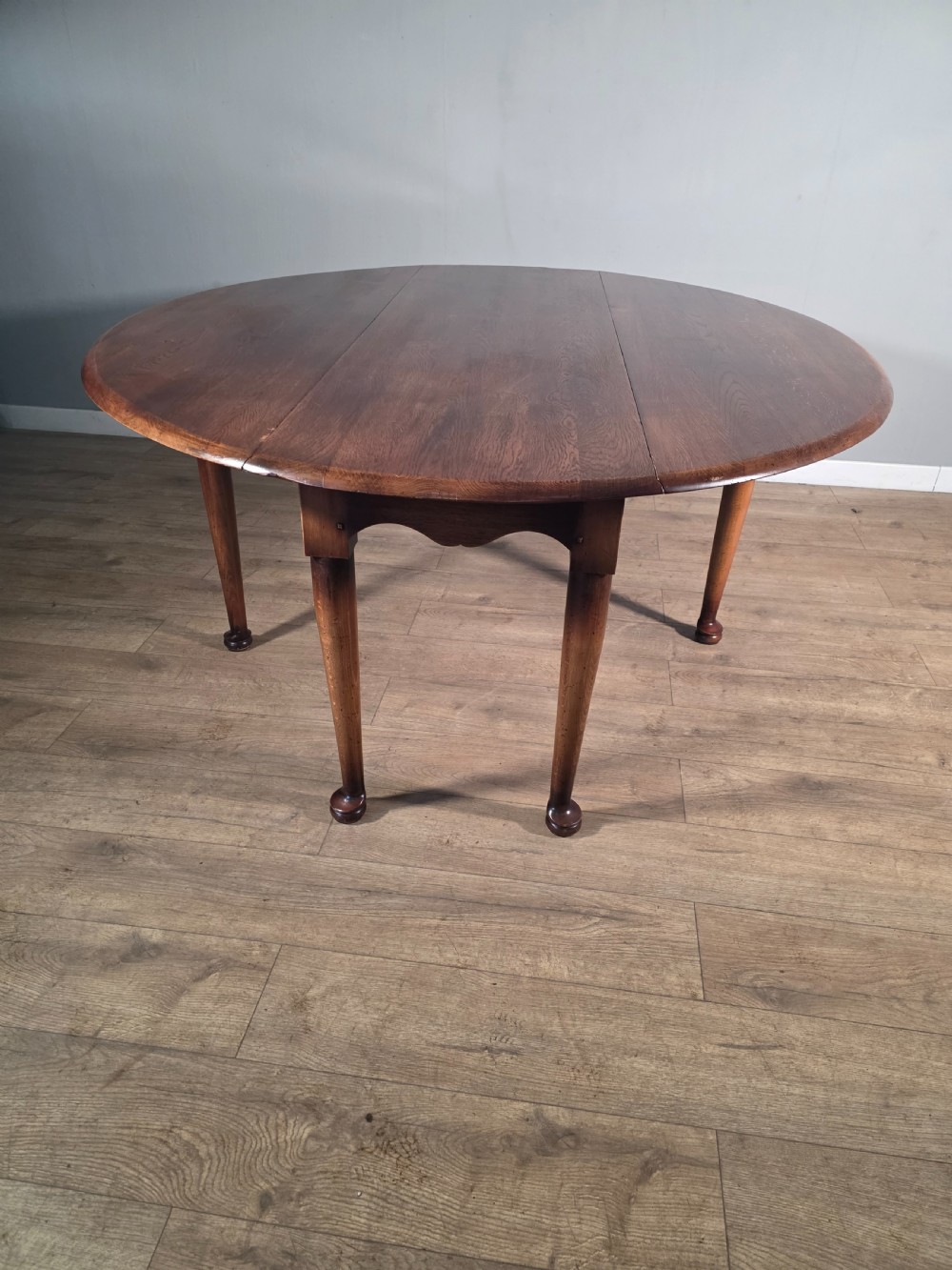 large antique style solid oak gate legwake dining table